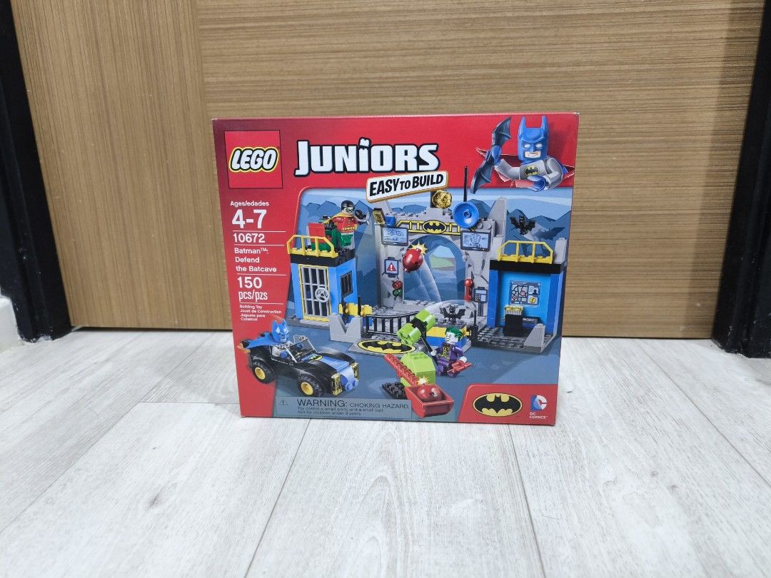 Lego 10672 Juniors DC Superheroes Batman Defend The Cave