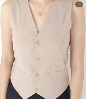(Category: ) located in . Submitted by librafinds (Listing ID 1301364857, Image 1). Description: .