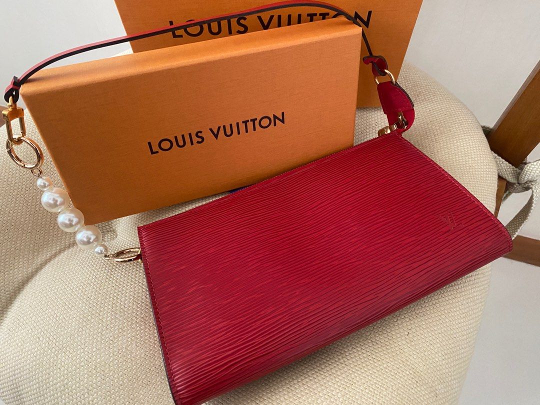 Louis vuitton pochette accessoires epi cheap