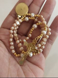 Made in Vatican Rome beautiful freshwater pearls St. Benedict protection rosary