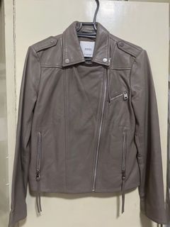 MANGO Genuine leather jacket women’s size  XS