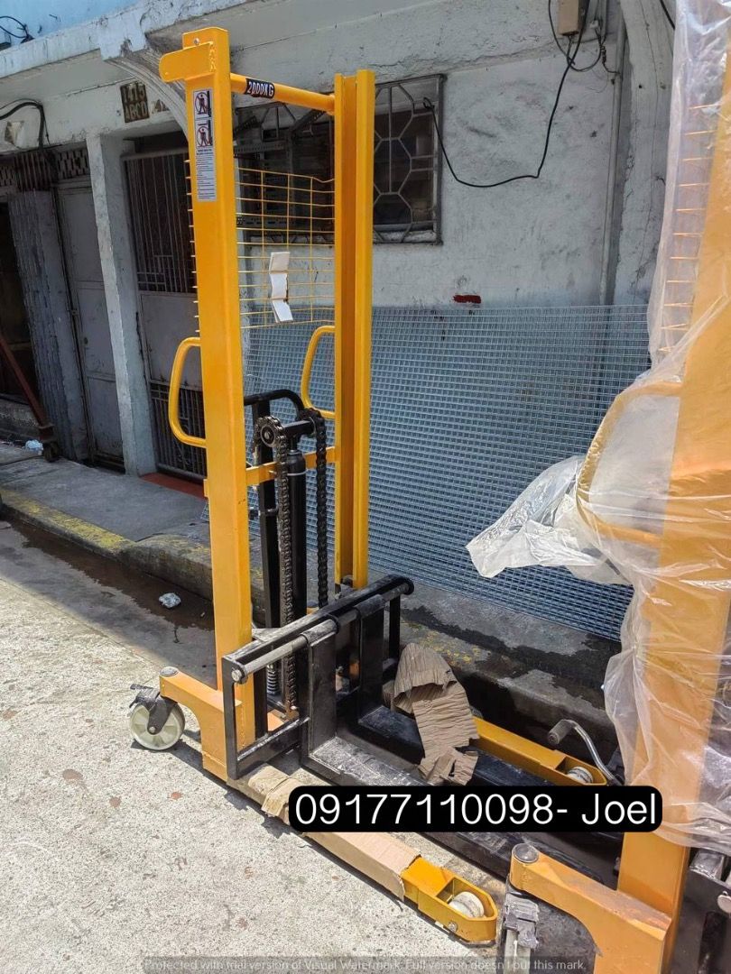 Manual Stacker (Category: Construction Tools & Equipment) located in Manila. Submitted by joeyroque09 (Listing ID 1301374189, Image 3). Description: Manual Stacker Specs: 1 ton .