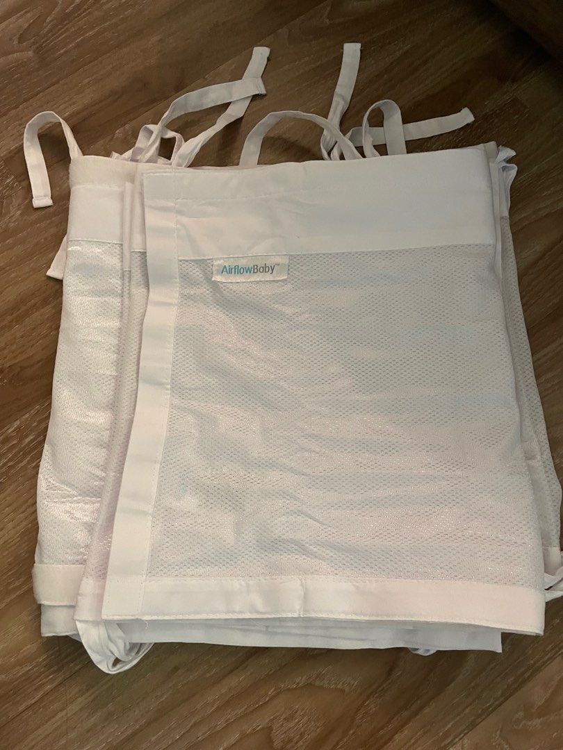 Airflow crib liner clearance