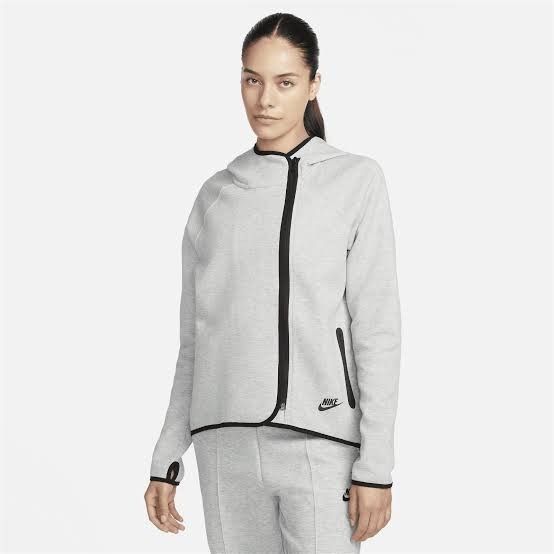 Nike Tech Fleece (Category: Coats, Jackets and Outerwear) located in Santo Tomas. Submitted by janbars (Listing ID 1301317973, Image 2). Description: Nike Tech Fleece women's Size L Dimes W21/L29 Color rate 9.8/10 Excellent condition No issue 499 + sf.