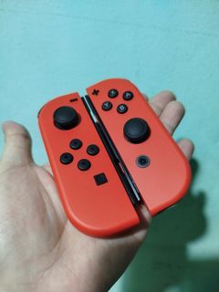 Nintendo switch mario red joycon