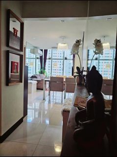 ONE CENTRAL interior-designed 1 br unit