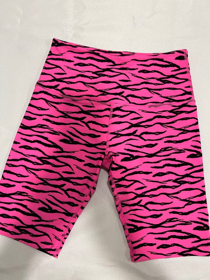 Lorna jane shorts with built in tights shop