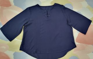 (Category: ) located in . Submitted by preloved_branded_items (Listing ID 1301400703, Image 1). Description: .