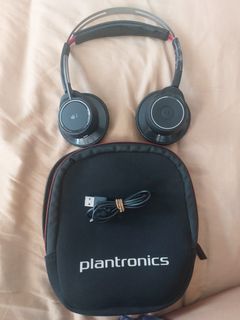 Plantronics Bluetooth headphones with case