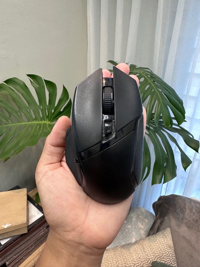 Razer Basilisk x Hyperspeed (Category: Mouse & Mousepads) located in Pasig City. Submitted by ecrz19 (Listing ID 1301348653, Image 2). Description: Razer basilisk x hyperspeed wirelessgaming mouse Lightly used for 3D works and internet browsing only, never used for gaming (architect owned, i dont play pc games) Rfs: upgrade 5g advanced optical sensor Mechanical mouse switches True 16,000dpi From datablitz.