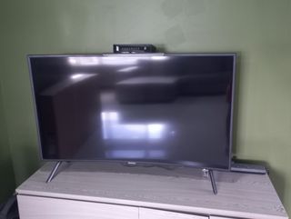 Samsung 49in Curved UHD TV