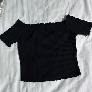 (Category: ) located in . Submitted by shopwithloveee13 (Listing ID 1301372686, Image 1). Description: .