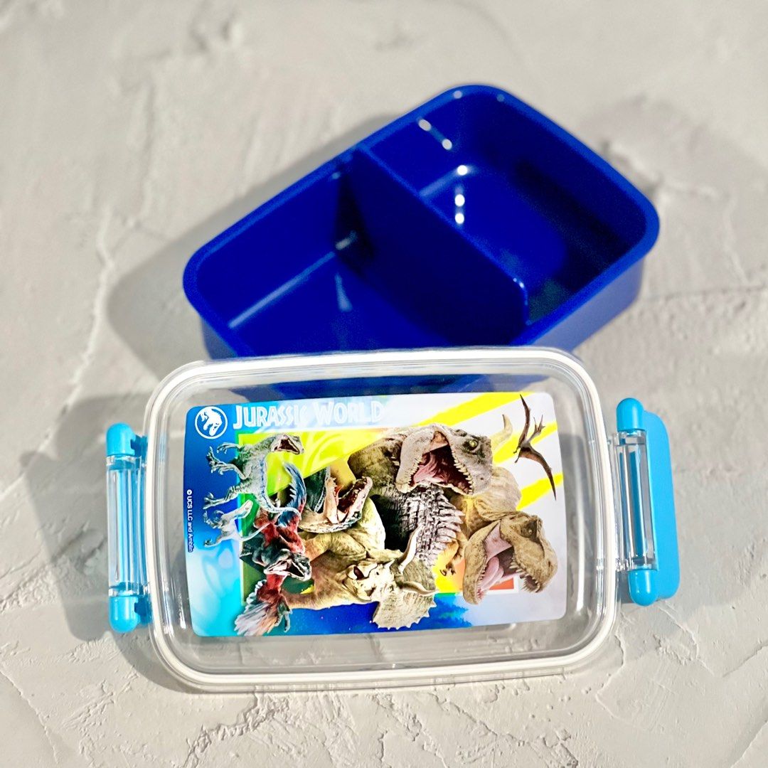 Skater Jurassic World Lunchbox 450ml (Category: Food Organization & Storage) located in Bacoor. Submitted by japanice_aniks (Listing ID 1301435279, Image 3). Description: FIXED PRICE Made in Japan With removable partition Leak proof and durable.