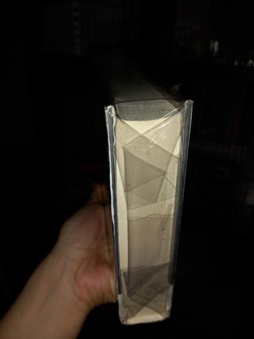 Snow Like Ashes Hardbound Book by Sara Raasch (Category: Storybooks) located in Subic. Submitted by jadeemelee (Listing ID 1301466861, Image 3). Description: preloved book hardcover.