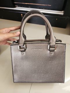 (Kategori: ) berada di . Dikirim oleh titiscahayani18 (ID iklan 1301326317, Gambar 1). Deskripsi: .