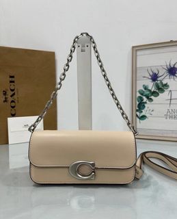 (Kategori: ) berada di . Dikirim oleh adorabags.id (ID iklan 1301362143, Gambar 1). Deskripsi: .