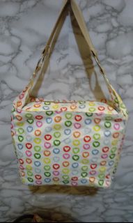 (Kategori: ) berada di . Dikirim oleh DeshaCollection (ID iklan 1301384524, Gambar 1). Deskripsi: .