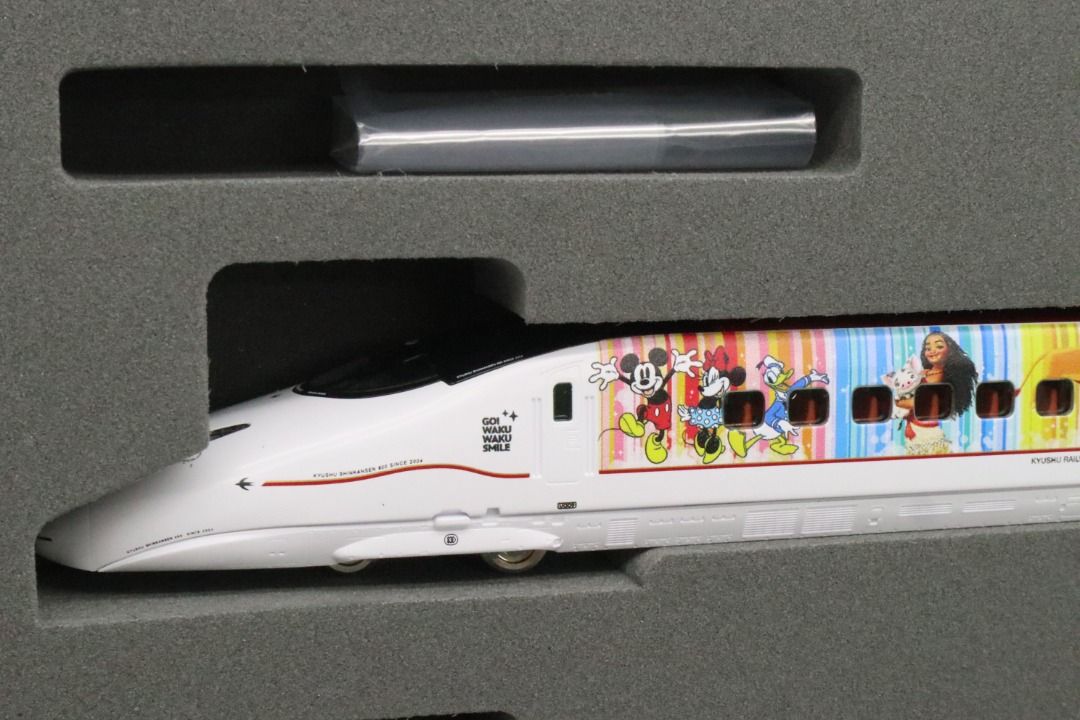 TOMIX 97945 JR 九州新幹線800系Waku Waku Smile Trip Japan Disney