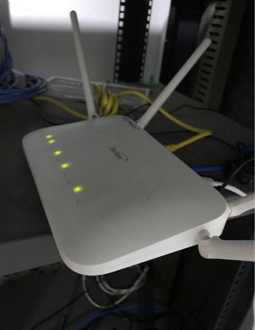 Unifi Biz Router Fiberhome Wifi 6, Computers & Tech, Parts ...