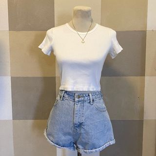 Uniqlo White Knitted Basic Crop Top
