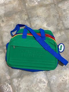 Vintage United Colors Of Benetton Duffle