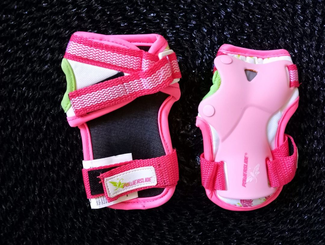 Wrist Guard by Powerslide | XS (Category: Other Sports Equipment and Supplies) located in Baguio. Submitted by dammayschoice (Listing ID 1301415082, Image 2). Description: Powerslide Wrist Guards! 🛹🤲 📏 size: XS (<25kg) 🆕 like new 🛴 protective gear for skateboarding, scooter, biking, and more .