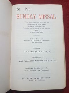 1968 SUNDAY MISSAL Latin English Prayer Book Antique Vintage Catholic Christian Religious Book
