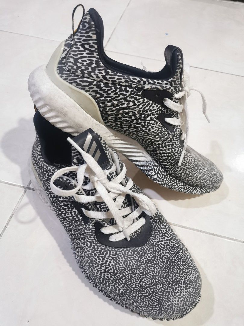 Adidas Alphabounce Original M Aramis Men s Fashion Footwear Sneakers on Carousell