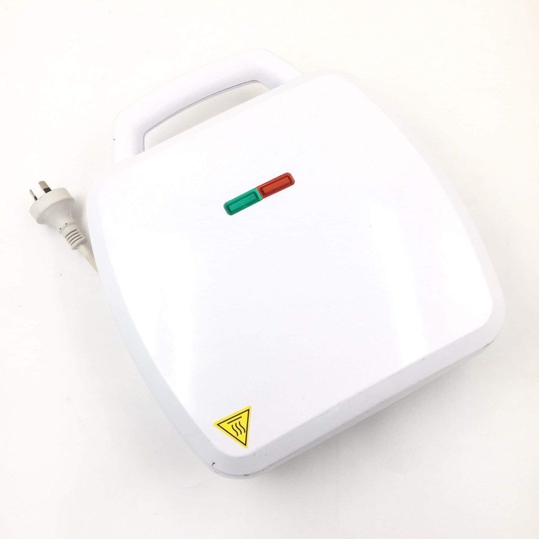 ANKO Sausage Roll Maker - White (Category: Breadmakers) located in Pasay City. Submitted by enrico_appliances (Listing ID 1306080671, Image 1). Description: Description: -Power Rating: 220-240V ~ 50-60Hz / 1300-1500 Watts -Unit Model: FS-2898A-SR -Dimensions/Size: 28.8 cm (H) x 32.7 cm (W) x 10.1 cm (D) -Makes 6 sausage rolls in Non-stick cooking plates -Stands upright for easy storage with cool-touch handle -Overheat protection + Indication lamp