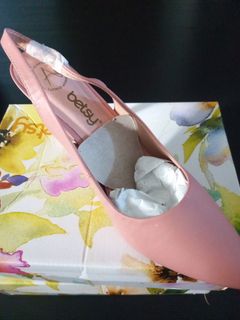 (Category: ) located in . Submitted by satinblack (Listing ID 1306091155, Image 1). Description: .