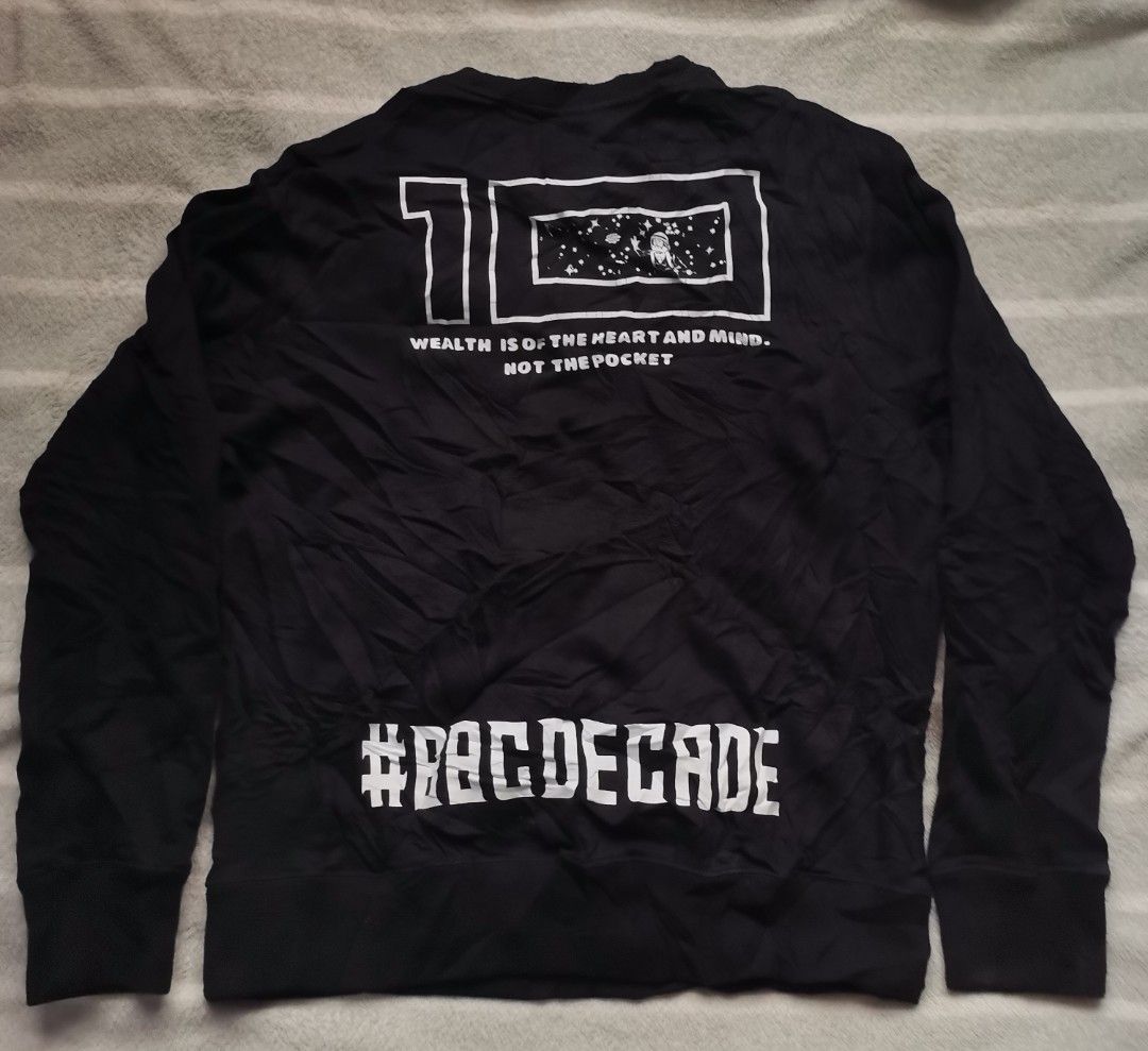 BBC - Billionaire Boys Club 10th Anniversary Pullover Jacket (Category: Coats, Jackets and Outerwear) located in Tuguegarao City. Submitted by ampazsr (Listing ID 1306062783, Image 2). Description: Billionaire Boys Club 10th Anniversary Pullover Jacket Size Large on tag 23 width 28 length Excellent condition Issue: minimal hairlines sa print sa likod Color rate 9.8/10.