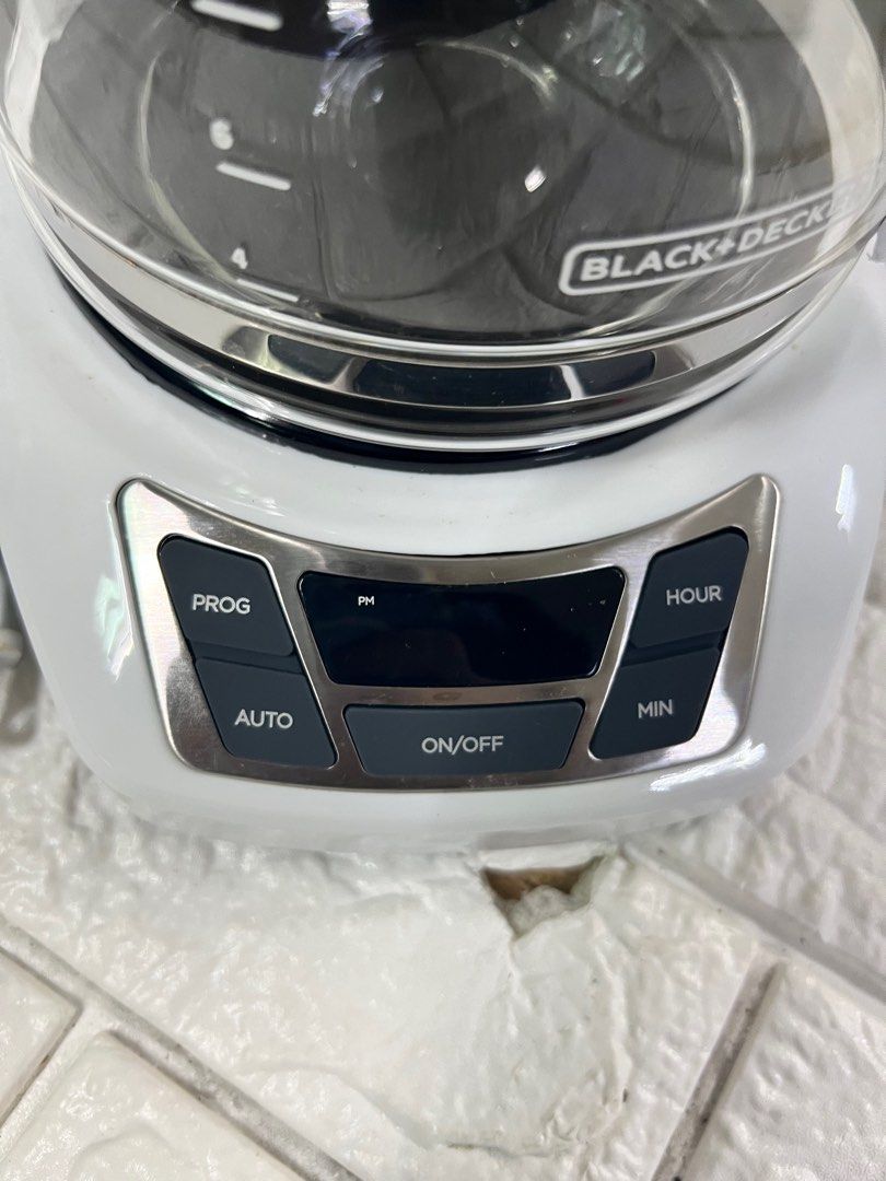 Black+Decker Programmable 12 cup Coffeemaker (Category: Coffee Machines & Makers) located in Pasay City. Submitted by meostore (Listing ID 1306046537, Image 3). Description: 110v, needs step down transformer to use 12 cups coffee maker with box complete accessories no issue .