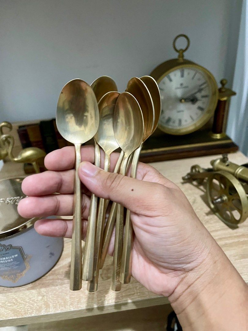 Brass Teaspoon (Category: Dinnerware & Cutlery) located in Urdaneta. Submitted by picky_picker (Listing ID 1306171586, Image 1). Description: Solid Brass Teaspoon Guaranteed Brass 7 Teaspoon for 1200 Only.