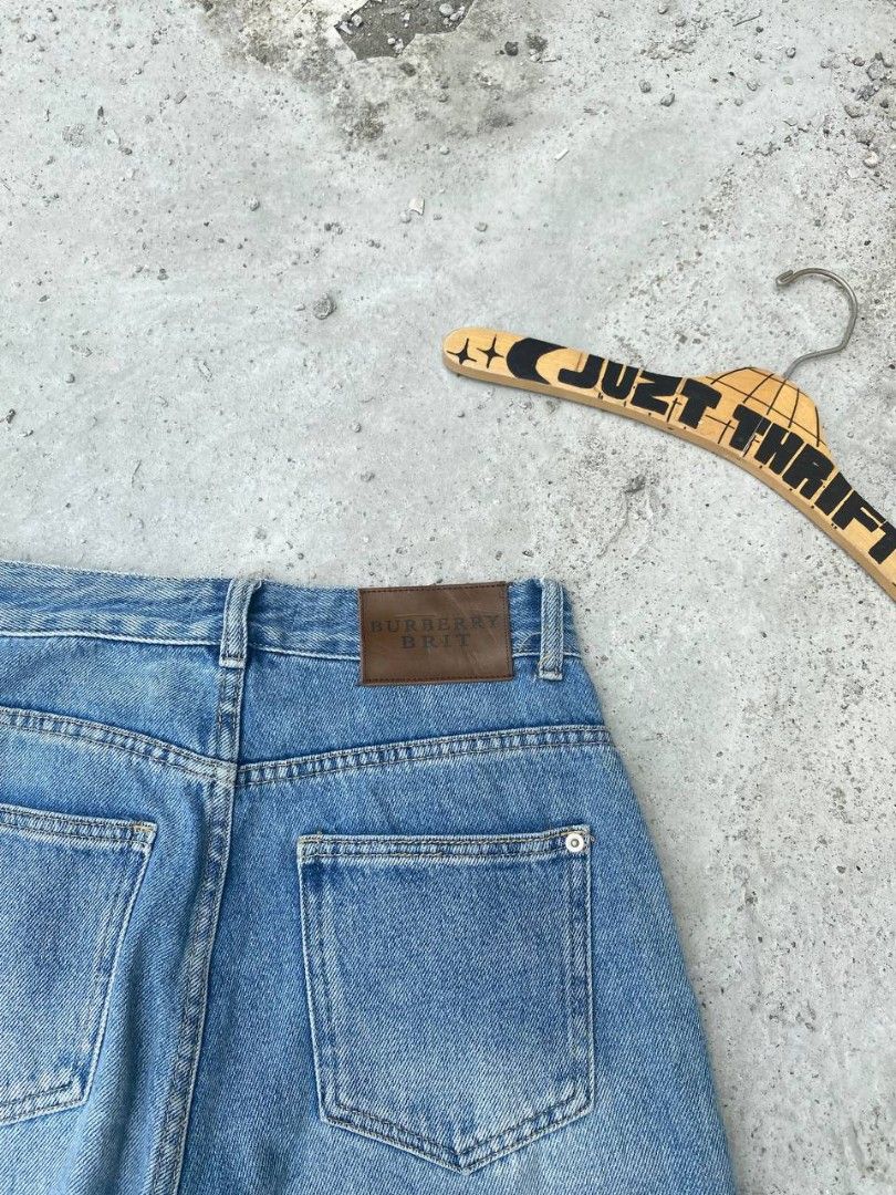Burberry baggy pants Men s Fashion Bottoms Jeans on Carousell