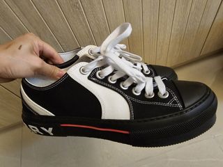 （分類：）位於 。 由 hiukit 提交（商品編號 1306131557，圖片 1）。簡介： 。