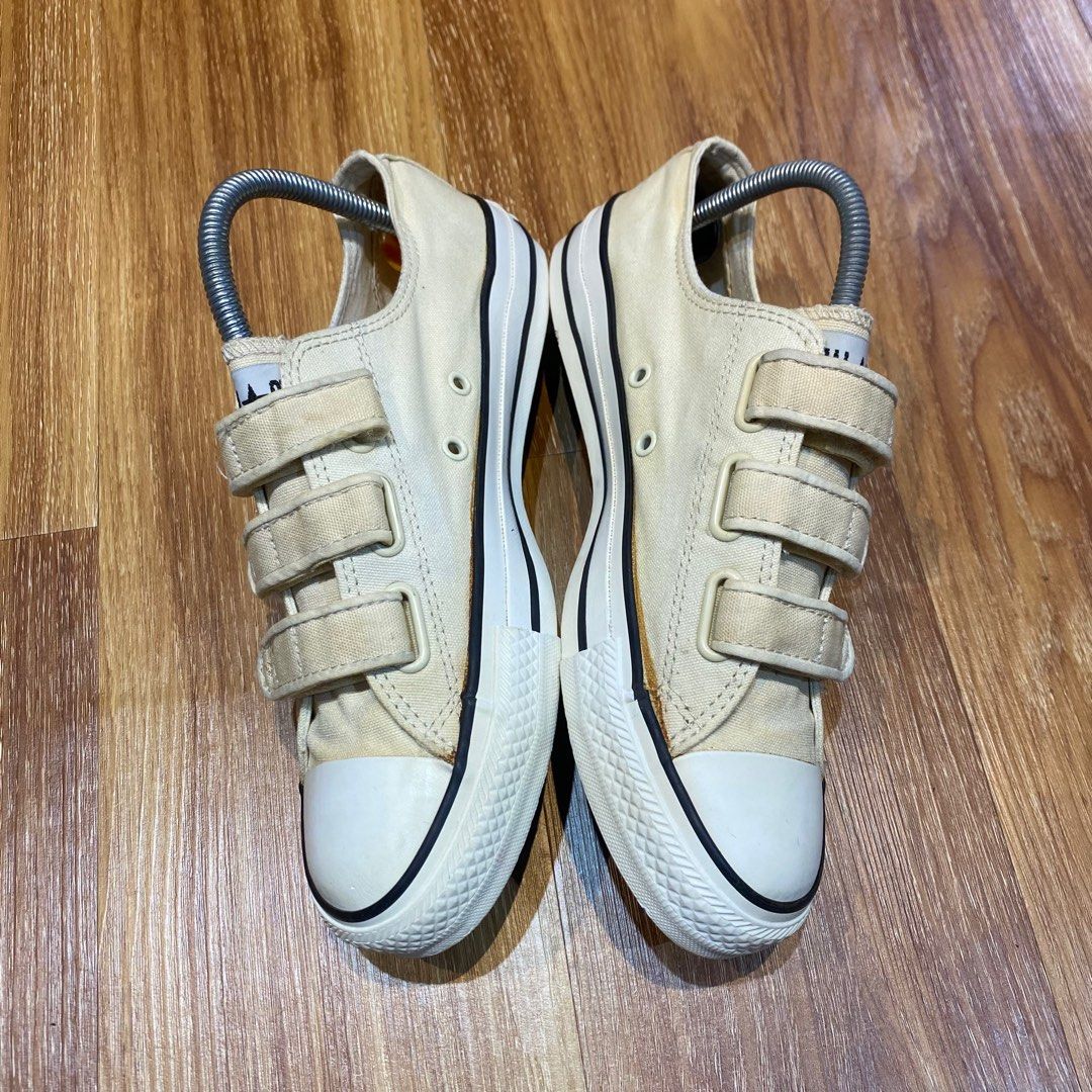 Converse strap 6.5uk Men s Fashion Footwear Sneakers on Carousell