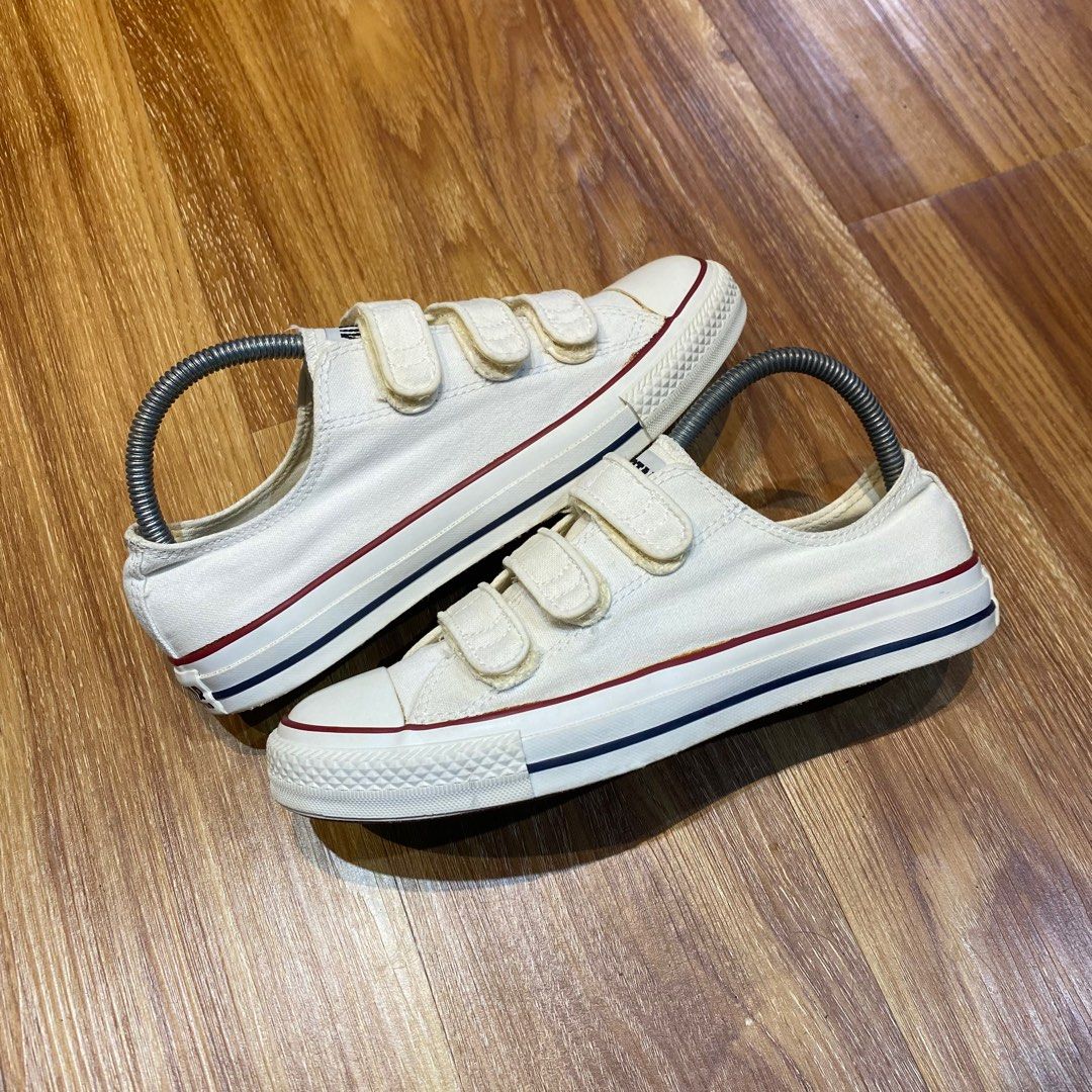 Converse strap store