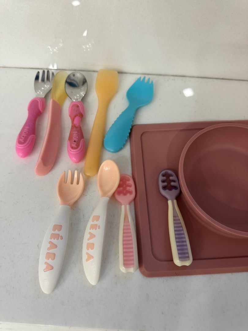Dinnerware (Category: Weaning & Toddler Feeding) located in Kuala Lumpur. Submitted by echuin (Listing ID 1306056616, Image 3). Description: Some are brand new. Some are used. Includes brands like Marcus & Marcus, ezpz, beaba. .