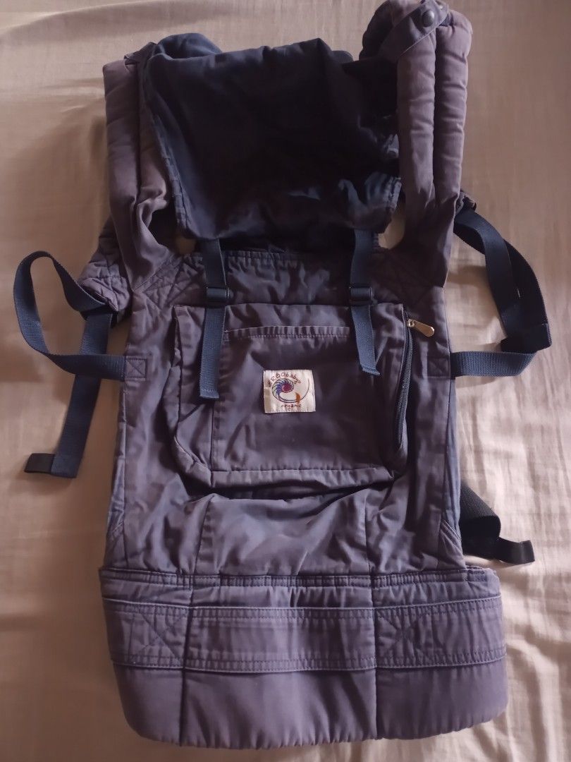Ergobaby Organic (Category: Carriers & Slings) located in Manila. Submitted by myclosetraiders.ph (Listing ID 1306020789, Image 1). Description: ❗️FOR SALE❗️ Ergobaby Organic Carrier 15-40lbs *Preloved/ In excellent condition no damage Php: 1,150 (NEGOTIABLE) Loc: Qc Mop: Gcash/Bpi Del: Grab/Lalamove *SF to ve shouldered by the buyer.
