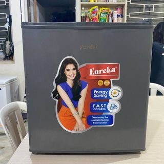 Eureka Mini Bar Refrigerator
