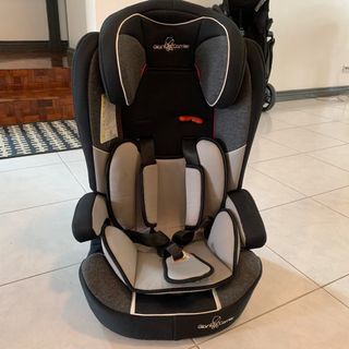 Giant Carrier Baby Car Seat - Original 2,200