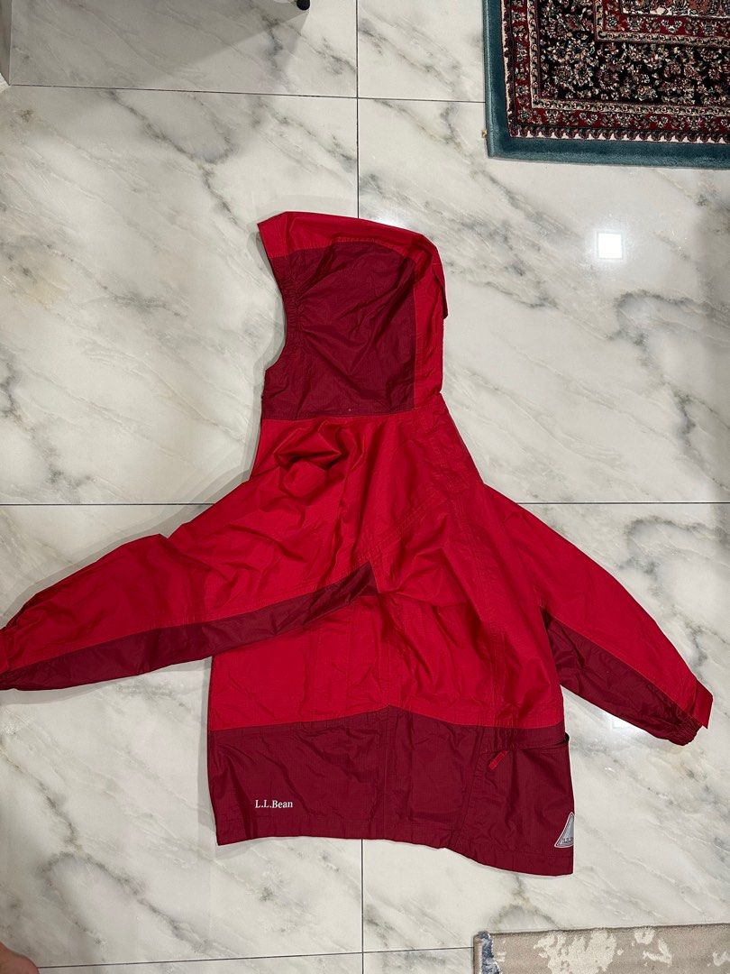 Gorpcore Jacket (Category: Coats, Jackets and Outerwear) located in Kuala Lumpur. Submitted by ghaziiii (Listing ID 1306125975, Image 3). Description: condition 8/10 pit 21x25/27 cod lotus kajang.