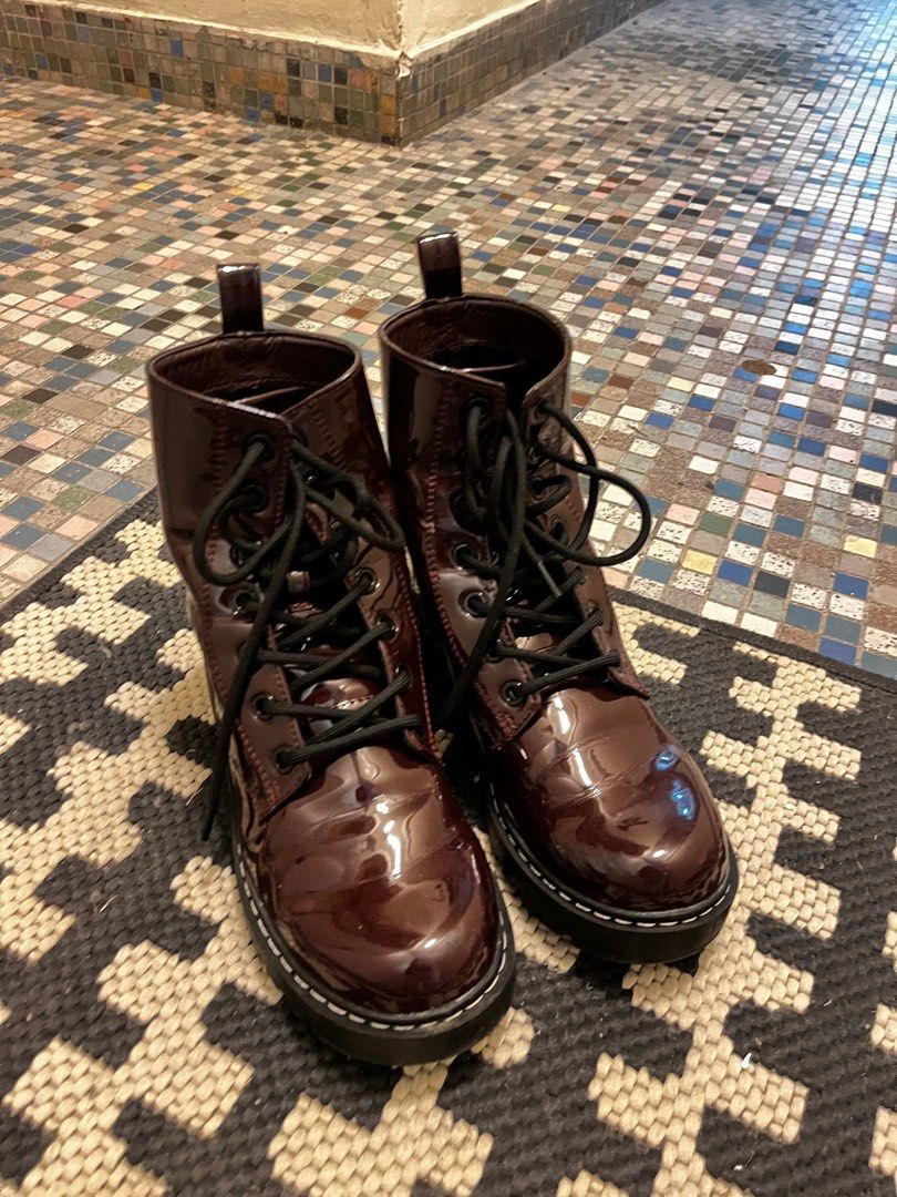 H&m doc martens 2025