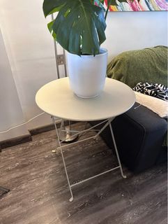 (Category: ) located in . Submitted by wltn0402 (Listing ID 1306158725, Image 1). Description: .