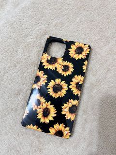 Iphone 13 / iPhone 14 case - preloved