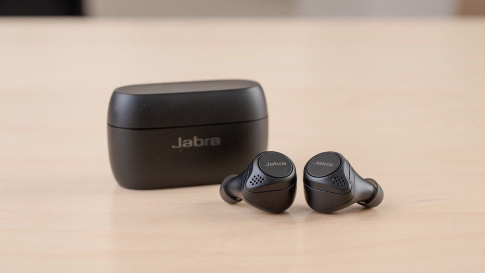 Jabra Elite Active 75t (Category: Earphones) located in Makati City. Submitted by marcheu (Listing ID 1306112319, Image 1). Description: Black Jabra Elite Active 75t Inclusions: - External Case - Extra unused Spin Fit eartips - Original eartips with different sizes Original eartips not used Best for working out In good condition Original.