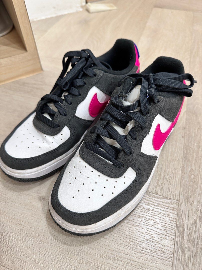 Nike air force 1 junior size 2 store