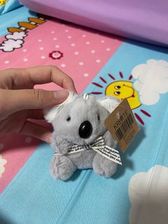 (Category: ) located in . Submitted by acidicapple (Listing ID 1306115973, Image 1). Description: .