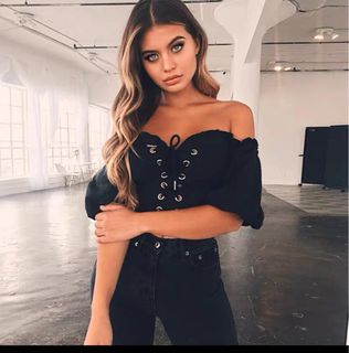 (Category: ) located in . Submitted by styleluvchic (Listing ID 1306163583, Image 1). Description: .
