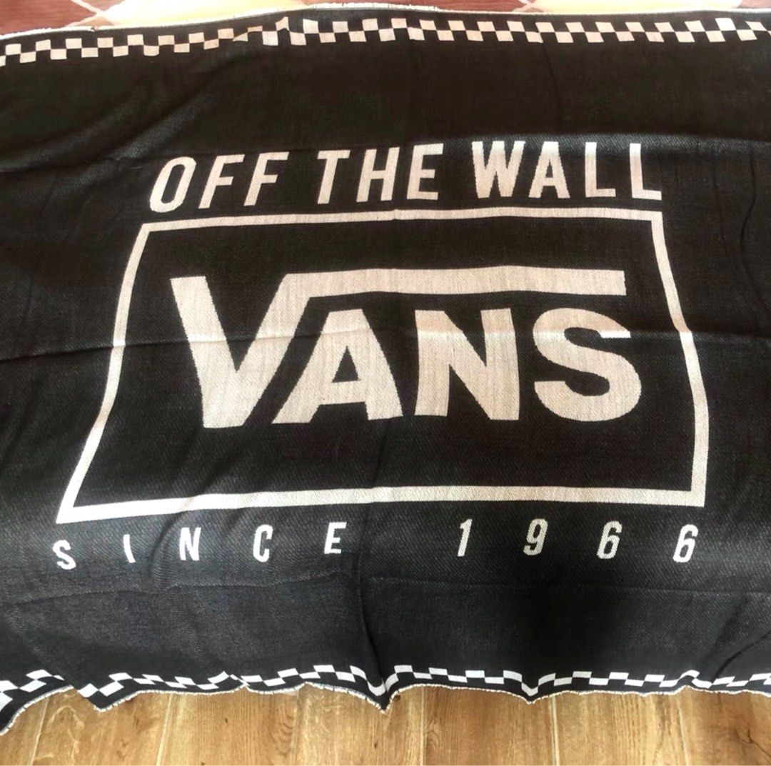 Vans family blanket shop